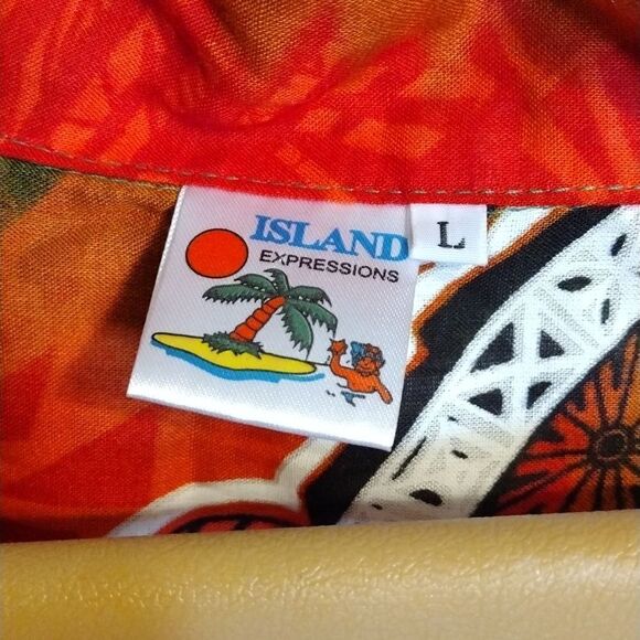Island expressions shirt - Picture 2 of 3